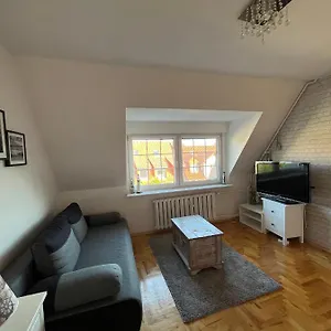  Apartament Kolobrzeska Mansarda, Narutowicza 8