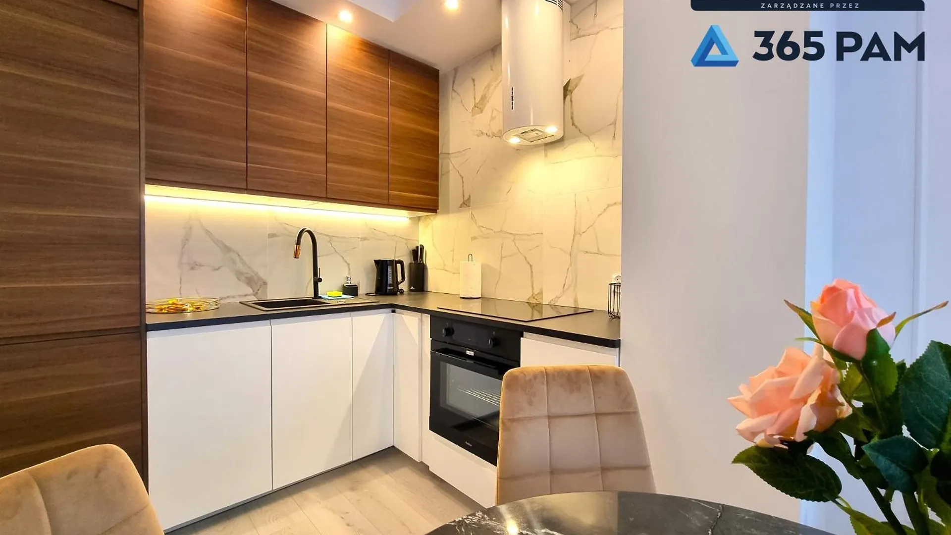 Apartament Gold - 365Pam Kolobrzeg 0*,  Poland